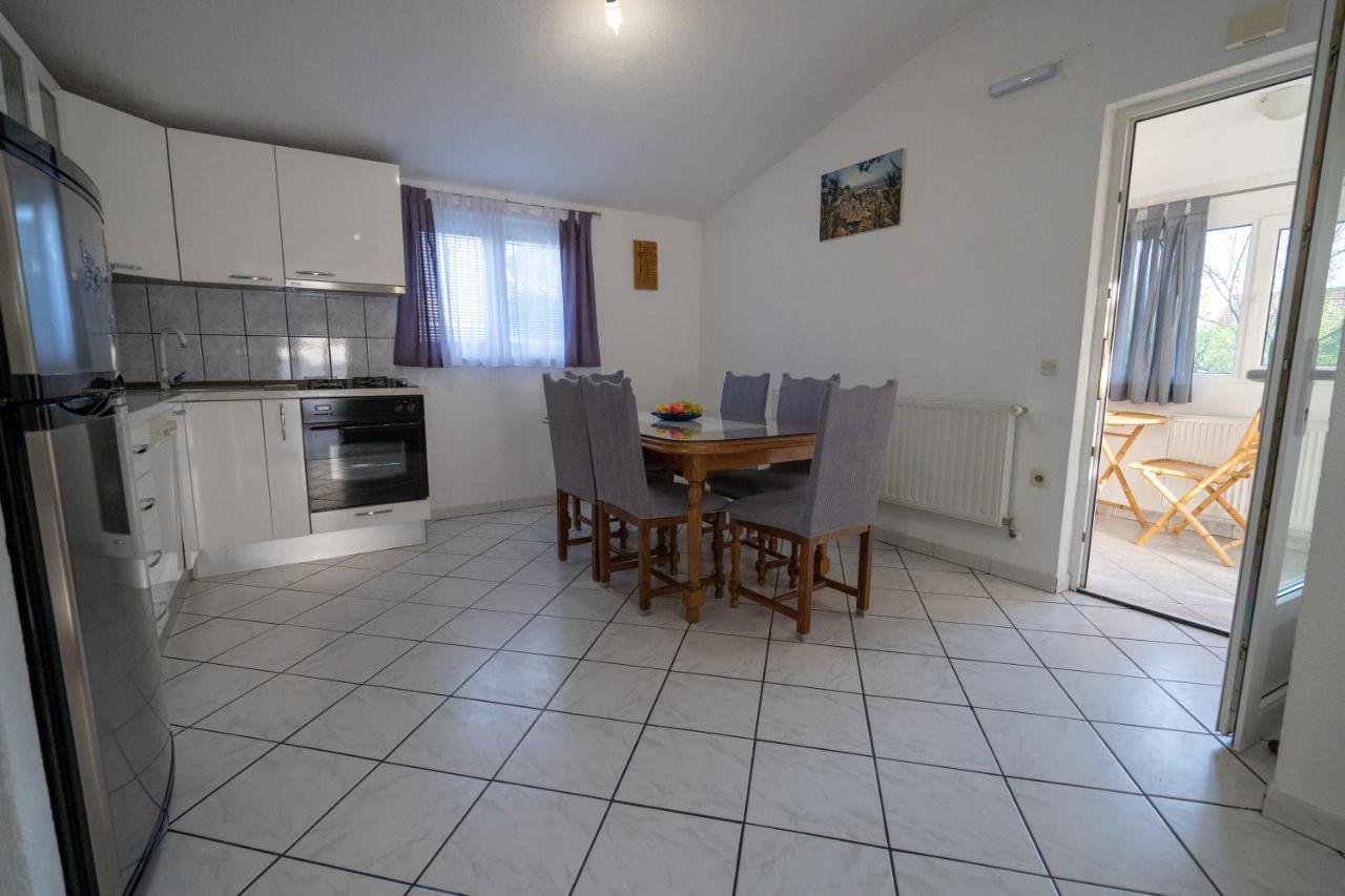 Apartman Marija Имотски Экстерьер фото